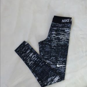 Nike pro leggings